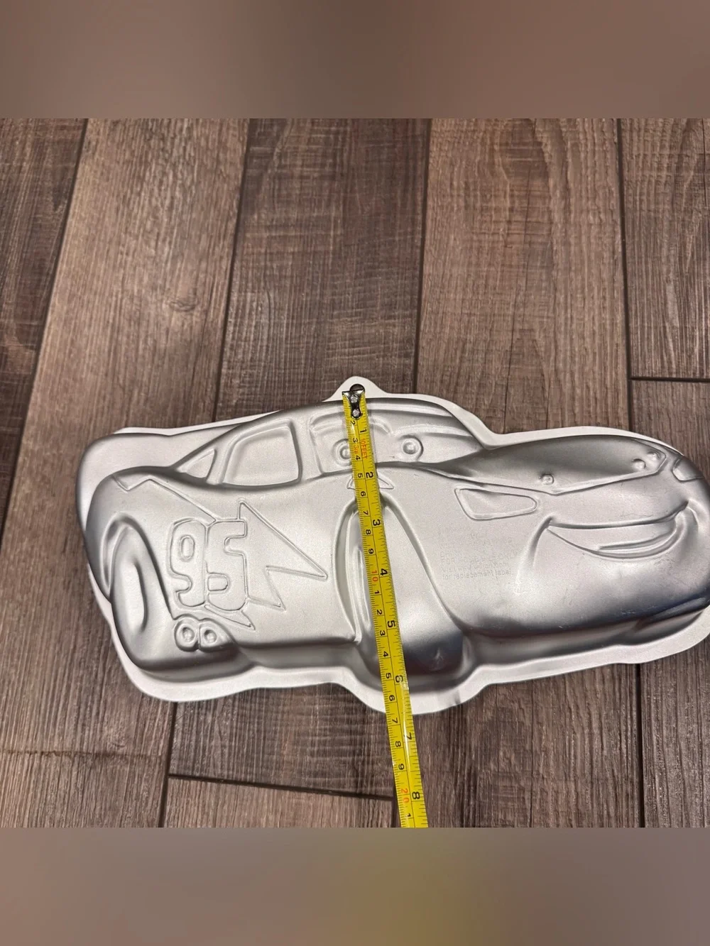 Wilton Disney Pixar Cars Lightning McQueen Aluminum Cake Pan 2105-6400